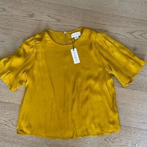 Velvet by Graham & Spencer Women's Yellow Silk Blouse